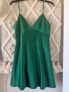 NWT Alice+Olivia Emerald Green Satin Slip Dress
